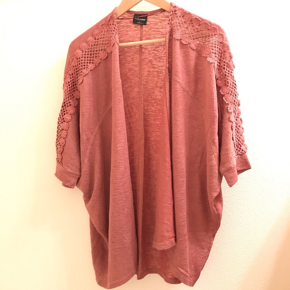 Wallpapher Dark Blush Crochet Kimono Shrug